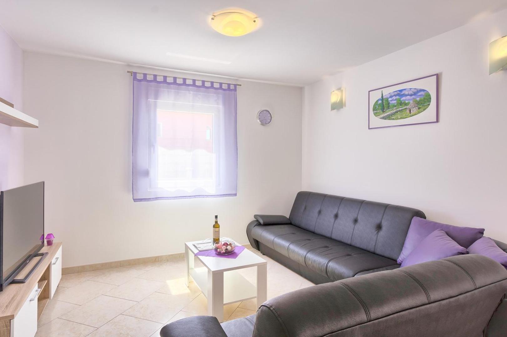 Holiday House Valnessa メドゥリン エクステリア 写真